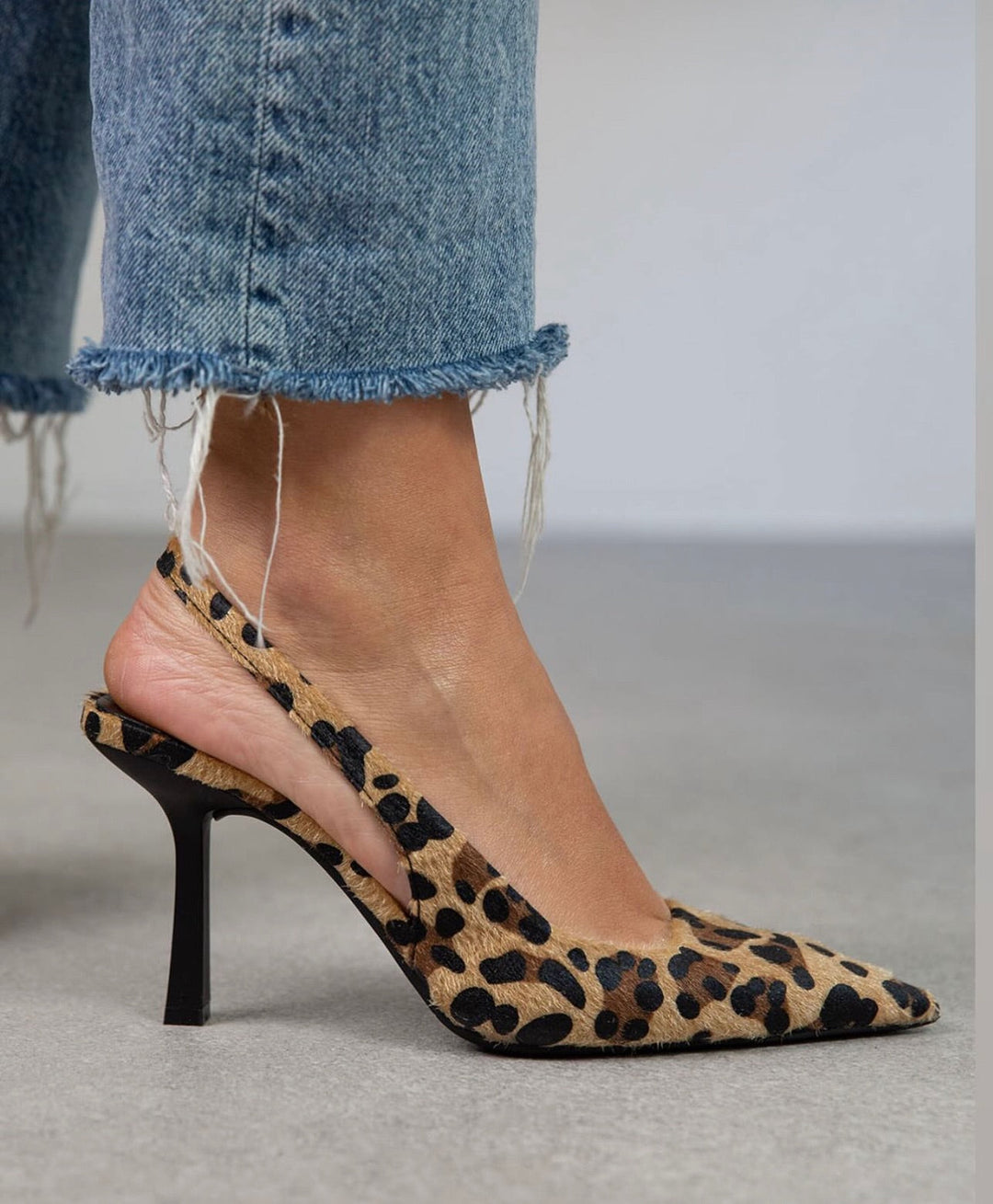 CLaro™ | Khaki Leopard Print Pointed-Toe Pumps