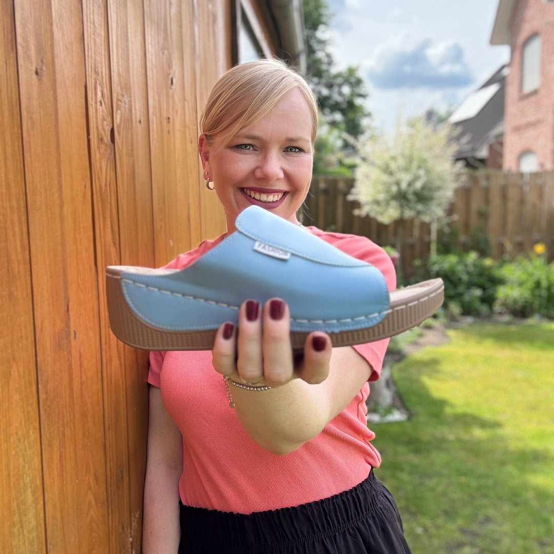 LindraSandal – Ergonomic Non-Slip Sandals for Pain Relief