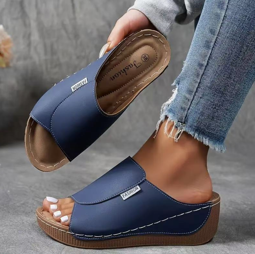 LindraSandal – Ergonomic Non-Slip Sandals for Pain Relief