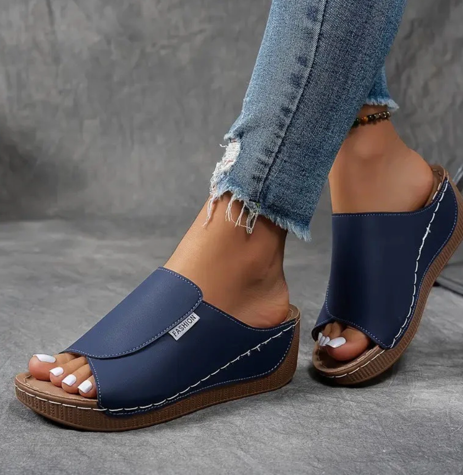 LindraSandal – Ergonomic Non-Slip Sandals for Pain Relief
